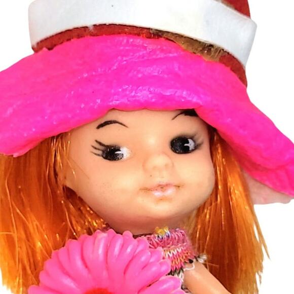 2" Vintage Tiny But Mighty Kiddle Miniature Doll w/Big Flower T & S - Picture 3 of 8